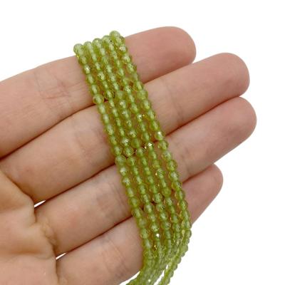 Перидот, граненный шар, 3 мм, нить 19 см